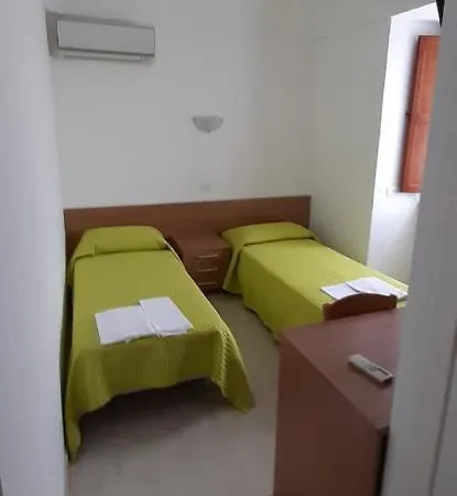 Vecchio Casale Bed & Breakfast *